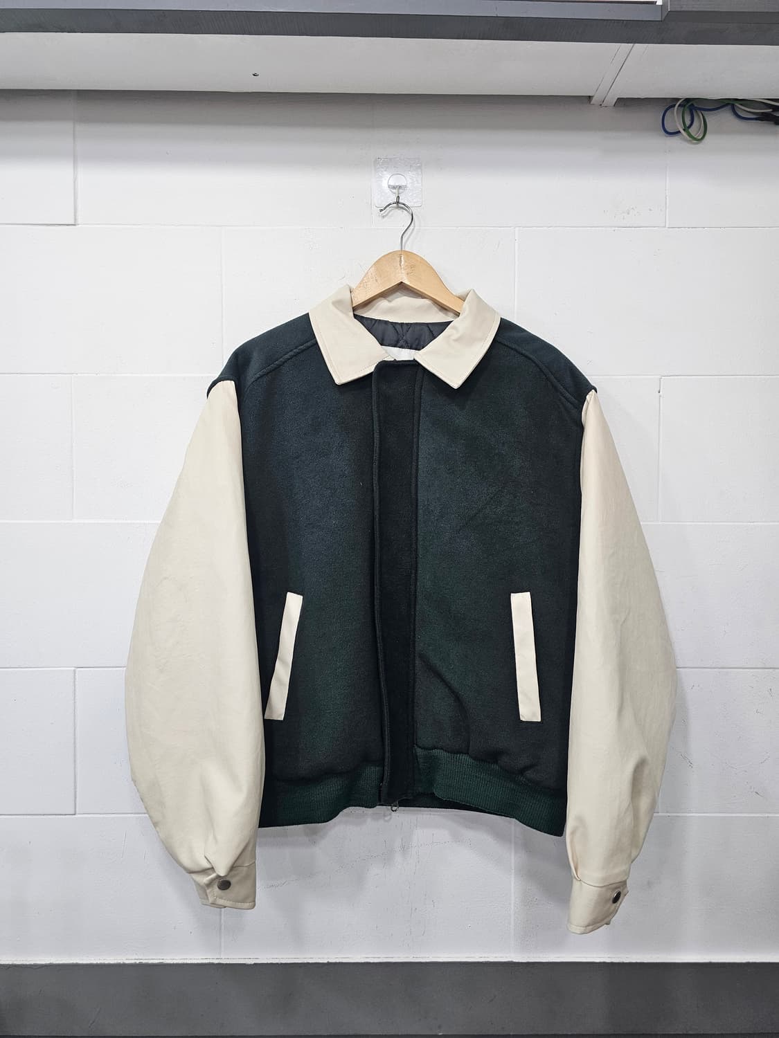 OWN 바시티자켓 상품이미지1