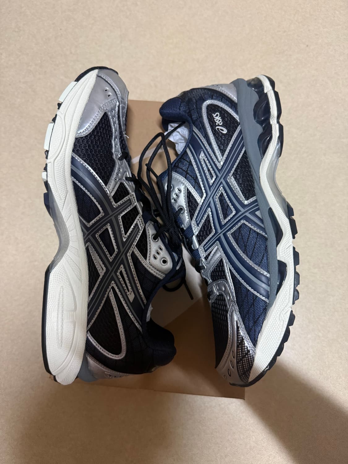 아식스 젤 님버스 10.1 블랙 미드나잇 상품이미지3