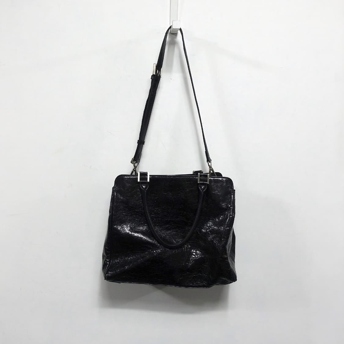 LEATHER 블랙 링클 가공 레더 크로스 벨트 스트랩 숄더백  상품이미지5