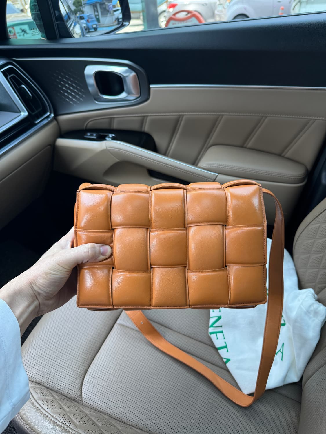 보테가베네타 카세트백 상품이미지2