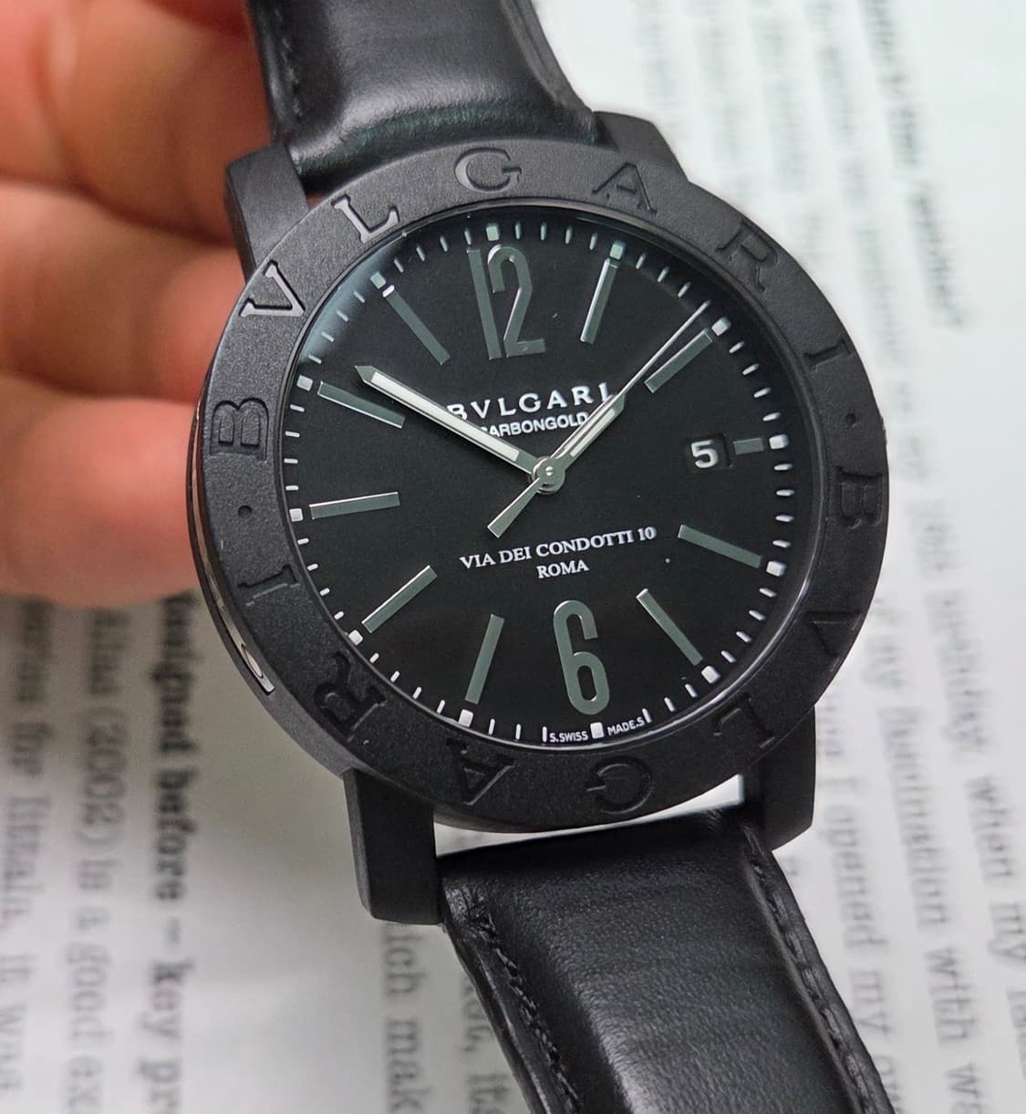 레어] 불가리 카본 골드 로마 18K화골 40mm 한정판 오토매틱 상품이미지7