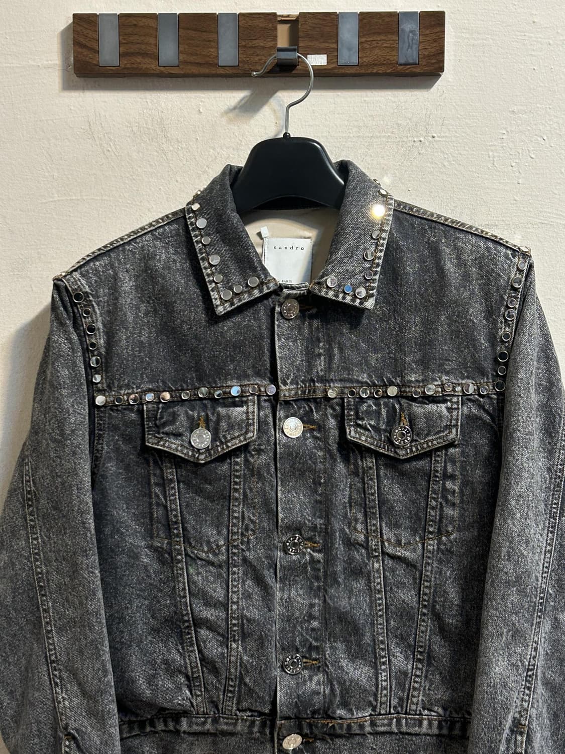산드로 미러 워시드 블랙 데님 자켓 상품이미지2
