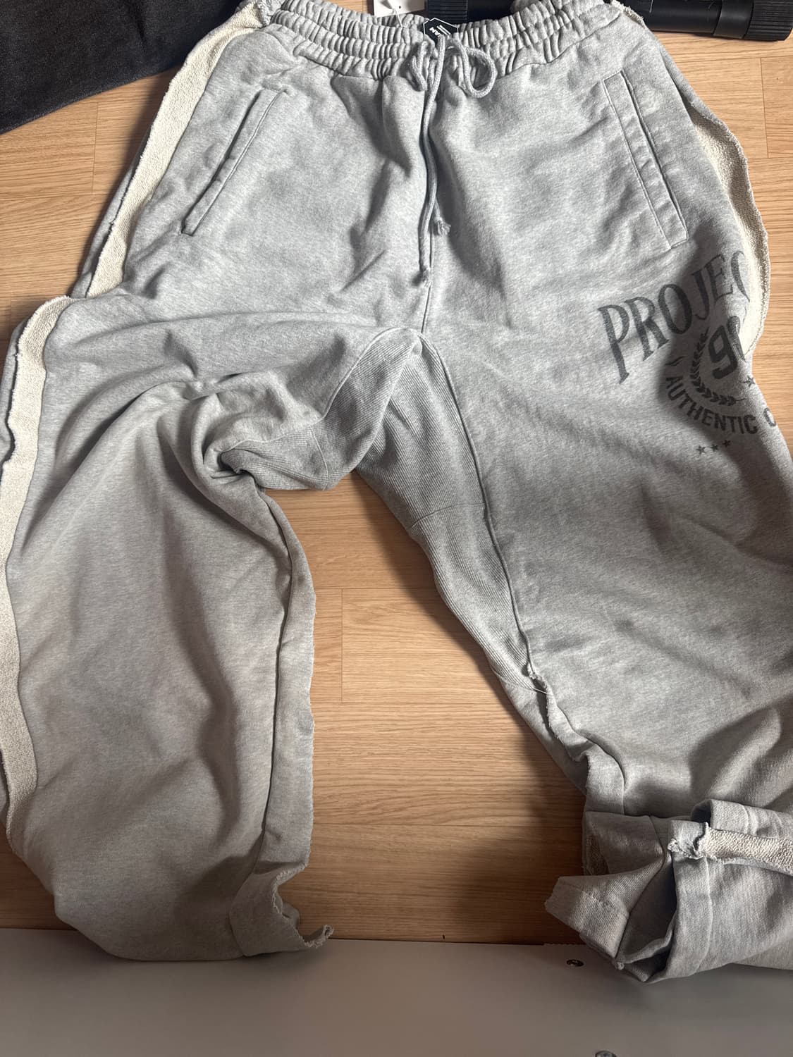 Progect gr 스웻팬츠 새상품 상품이미지2