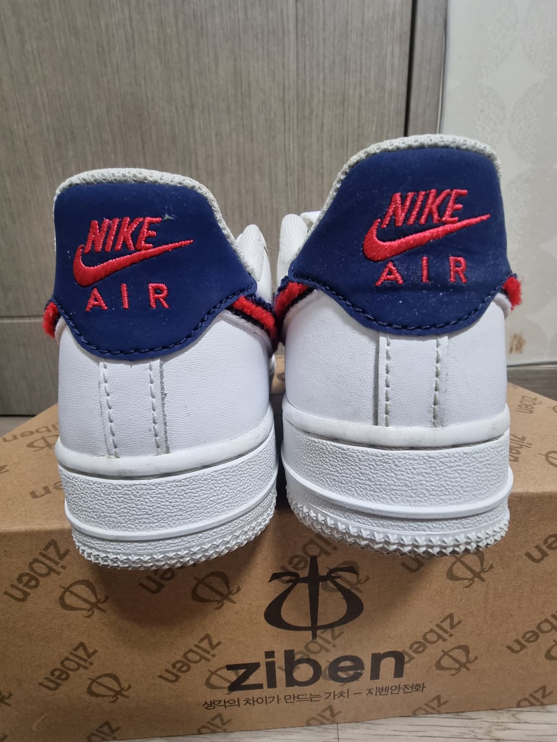 나이키 에어포스 225 상품이미지4