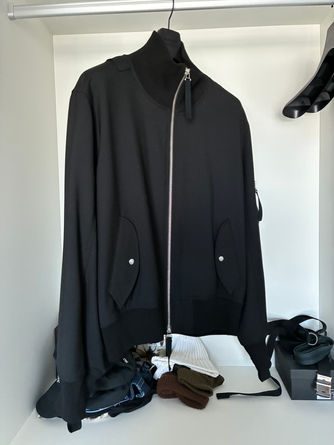 헬무트랭 시트벨트 울 봄버 상품이미지1