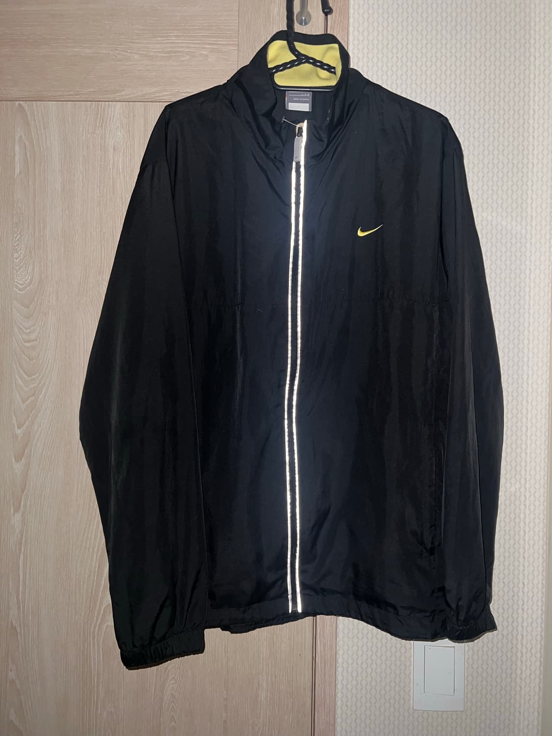 00s 나이키 솔로 스우시 올드스쿨 블랙 바람막이 리플렉티브 윈드브레이커 상품이미지2
