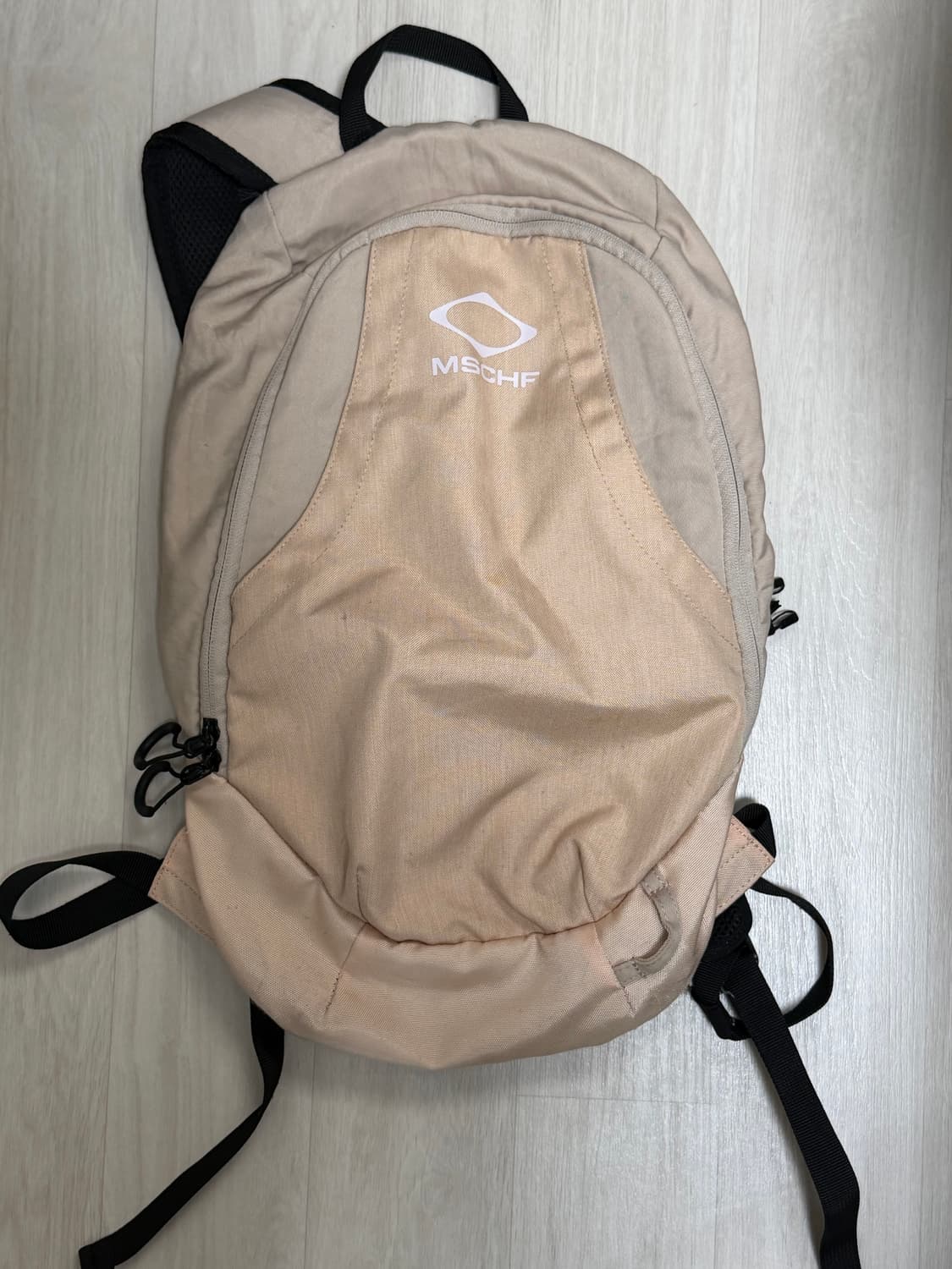 미스치프 롬버스 백팩 베이지 상품이미지2