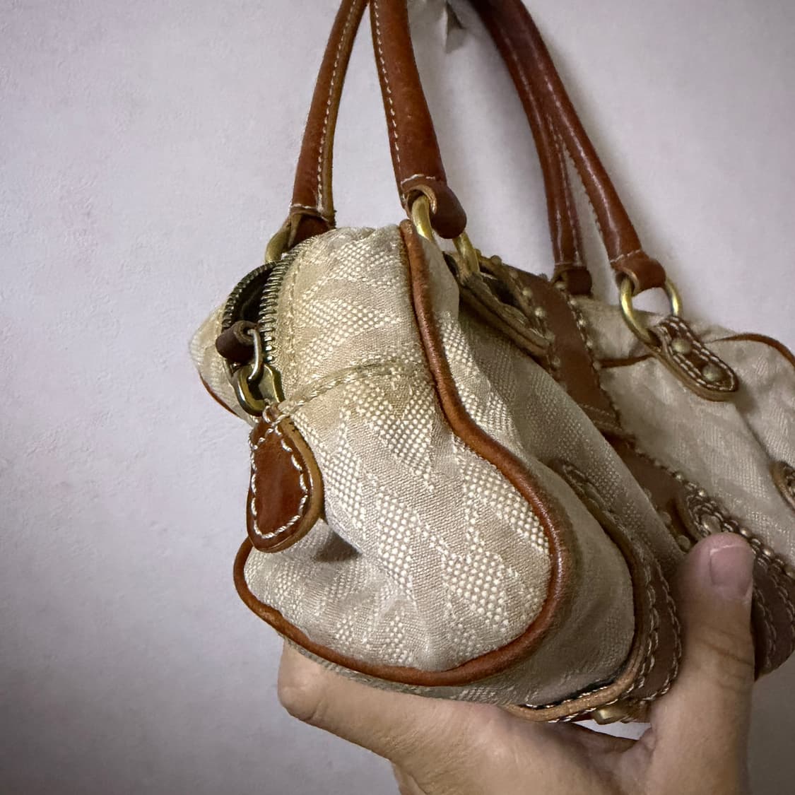 빈티지 발렌티노 V 로고 디테일 미니 토트백 상품이미지9