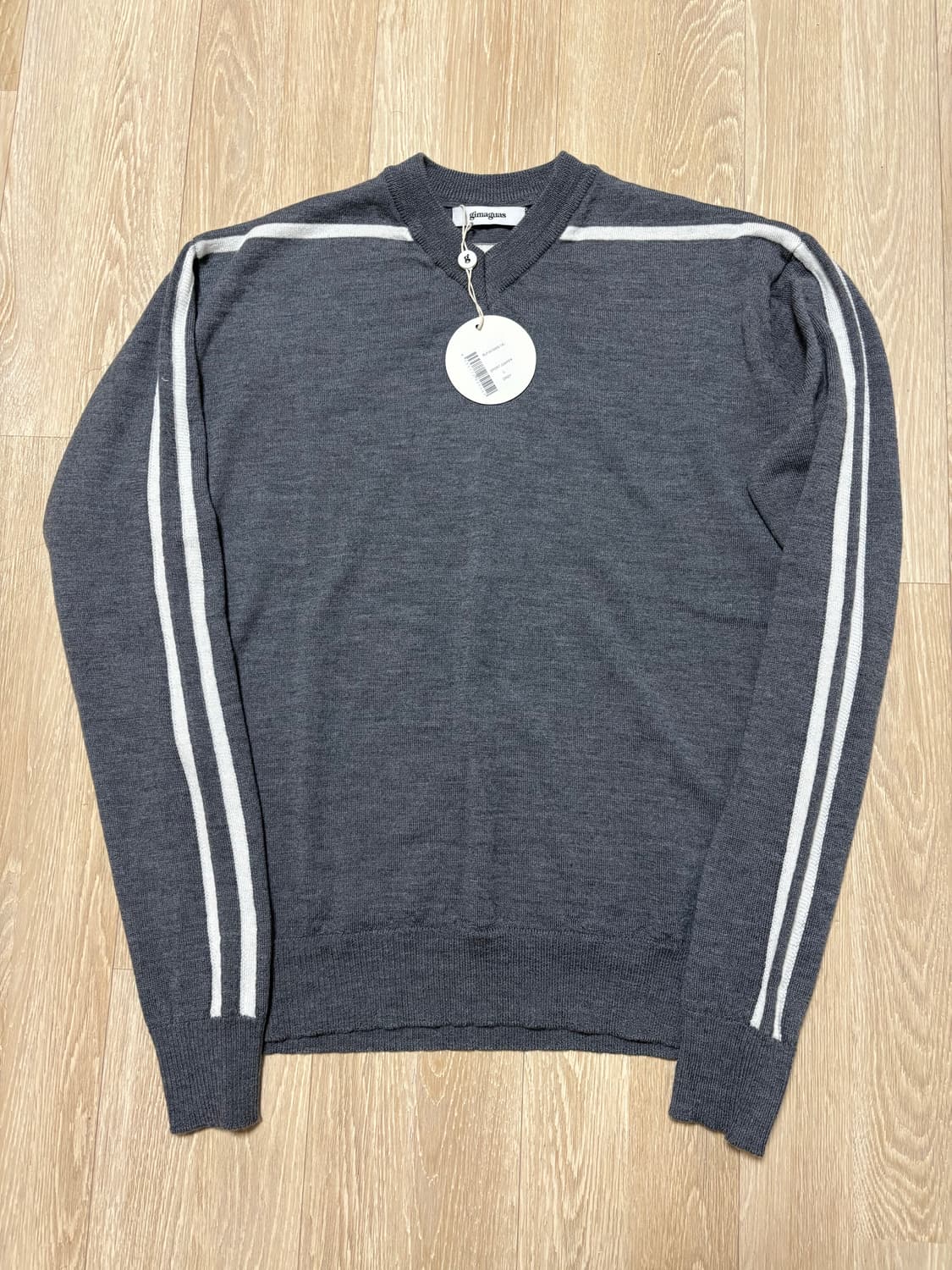 기마구아스 브이넥 니트 차콜 그레이 L 상품이미지4