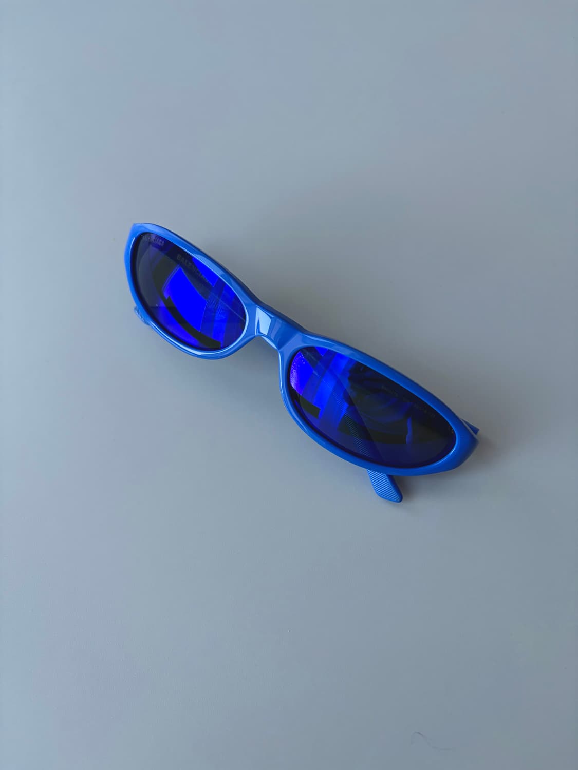 [OS] 발렌시아가 네오라운드 선글라스 블루 상품이미지1