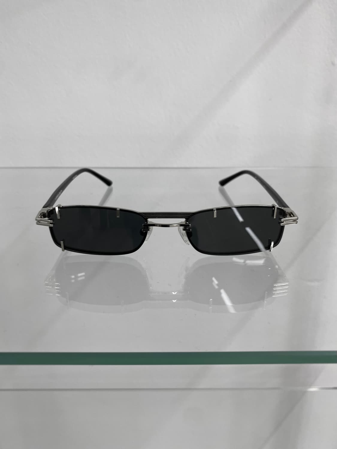 와이프로젝트 x 린다페로우 렉탱귤러 선글라스 상품이미지3