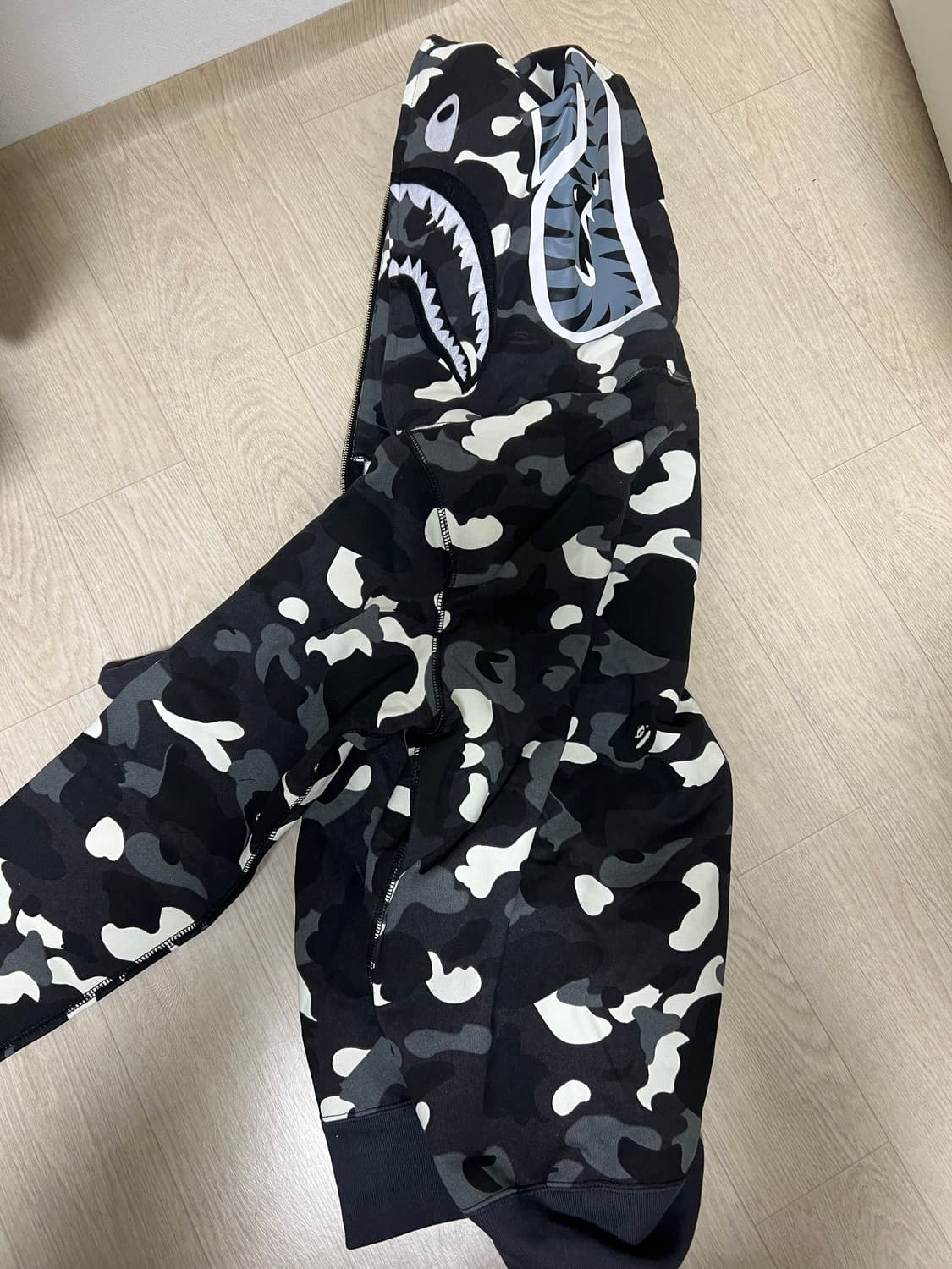 베이프 시티카모 후드집업 /L 상품이미지3