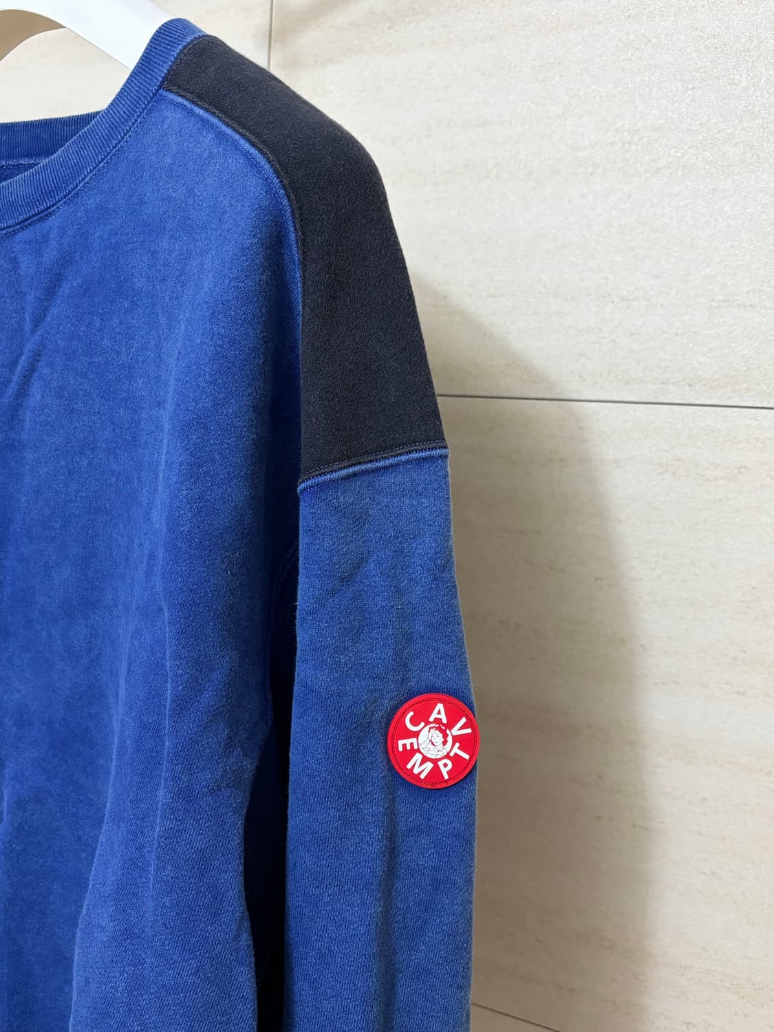 19FW 카브엠트 오버다이 패널 숄더 크루넥 상품이미지3