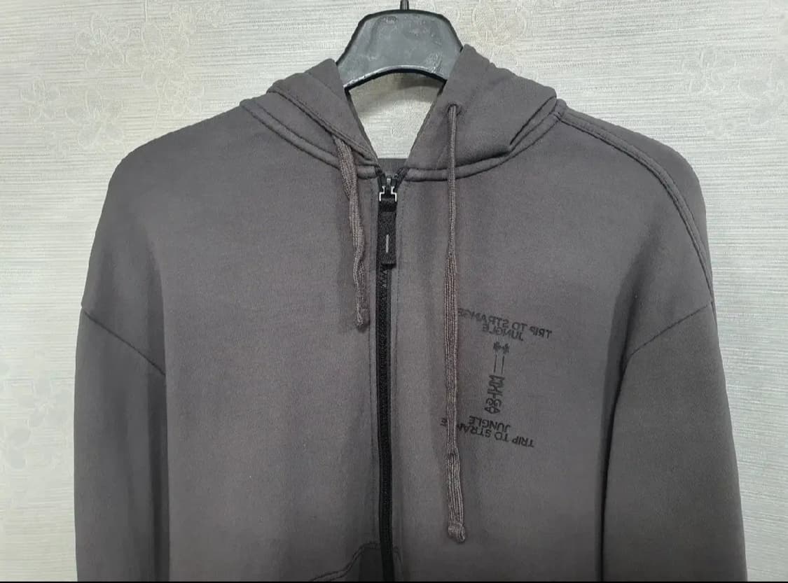 데상트 남성 후드자켓 상품이미지2