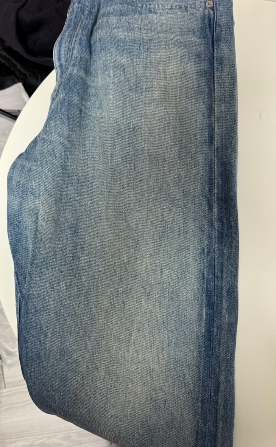 사이즈 4) 오라리 23fw 셀비지 페이디드 라이트 데님 라이트 인디고 상품이미지9