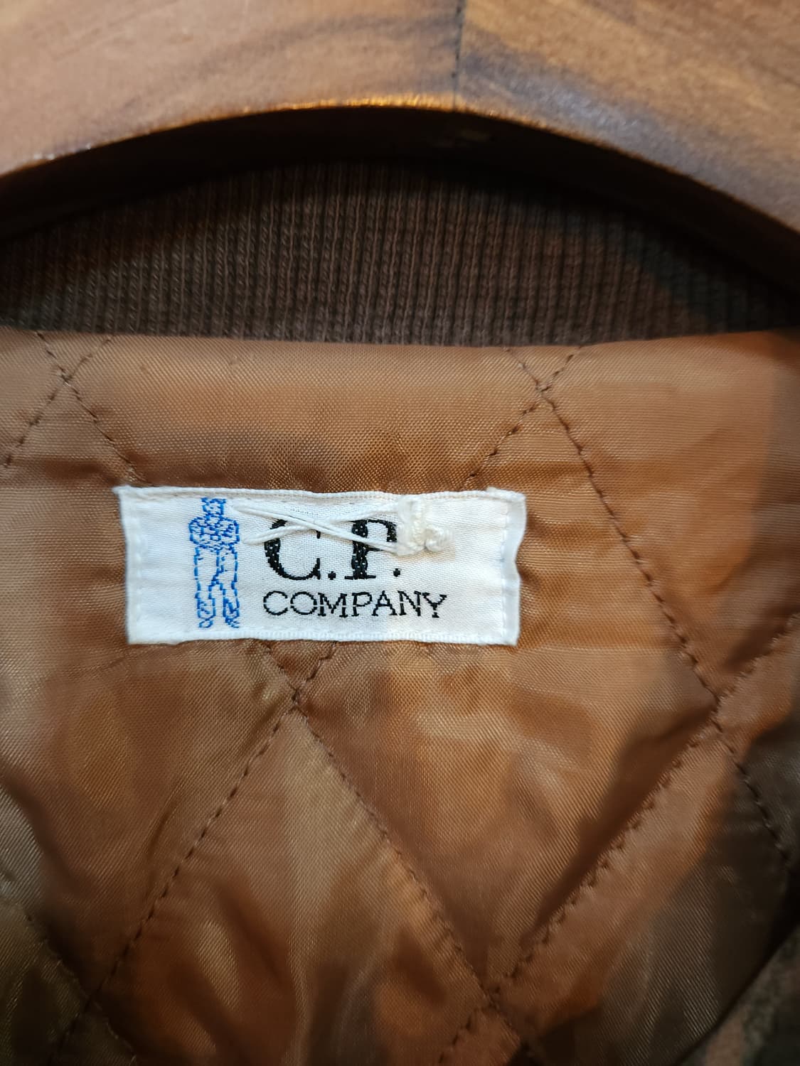 cp 컴퍼니 90s 스트라이프 누빔점퍼  상품이미지8