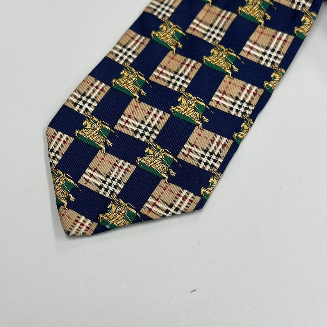 버버리 클래식 로고 체크 넥타이 상품이미지2