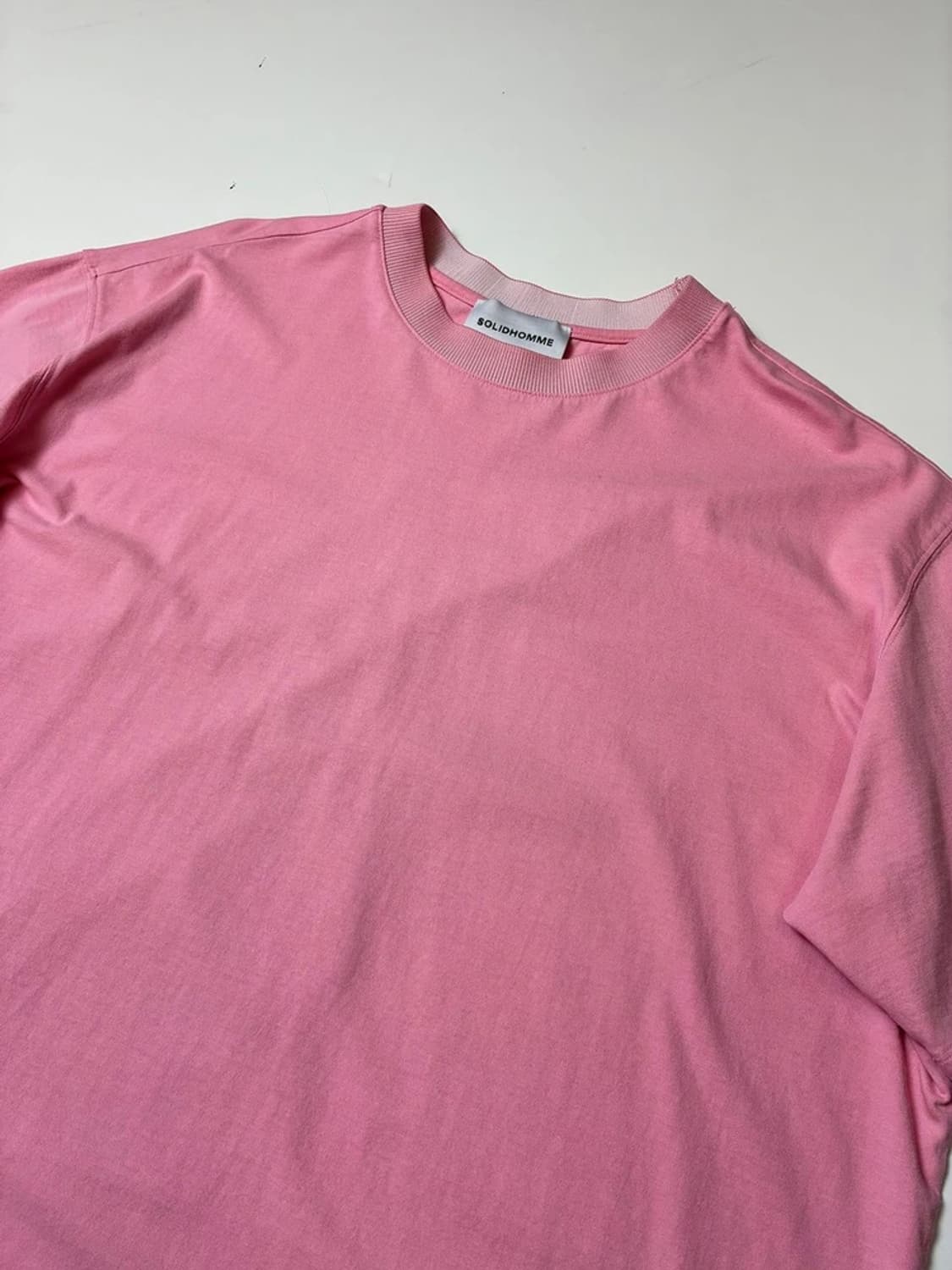 솔리드옴므 20FW 오버핏 핑크 그래픽 반팔 티셔츠 PN9580 상품이미지4