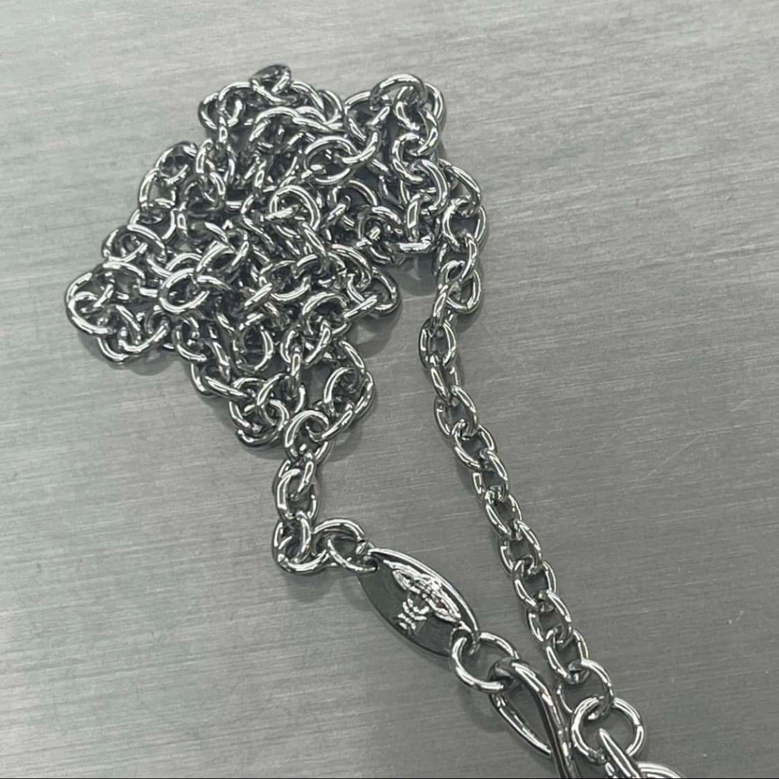 비비안 웨스트우드 아카이브 화이트 진주펄 orb 팬던트 목걸이 상품이미지3