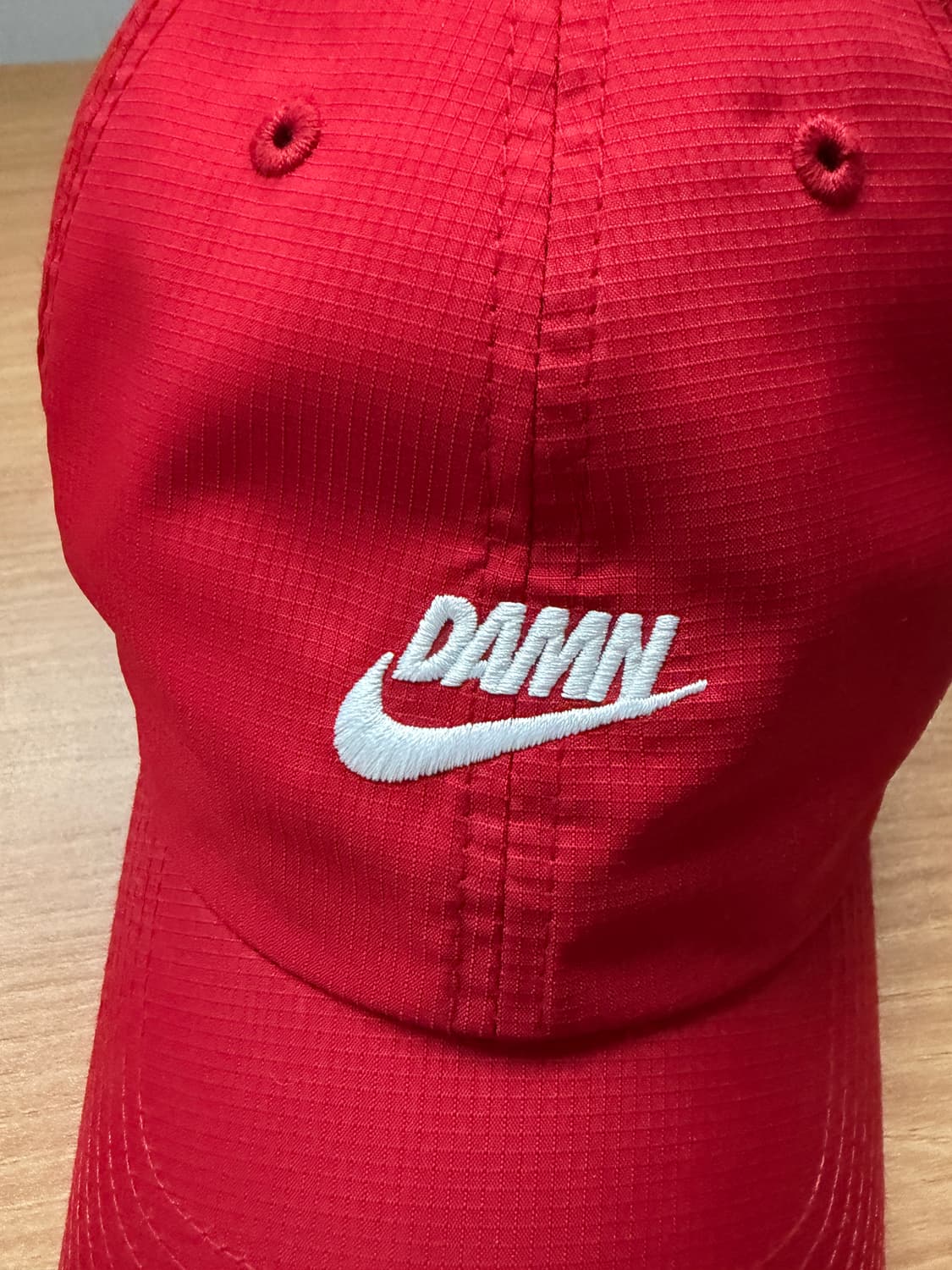 나이키 x 켄드릭라마 볼캡 레드 상품이미지2