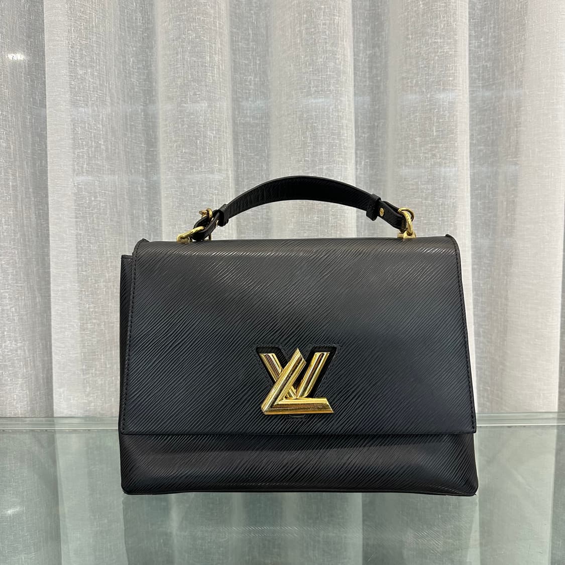 루이비통 트위스트 금장 탑핸들 크로스 숄더백 상품이미지1