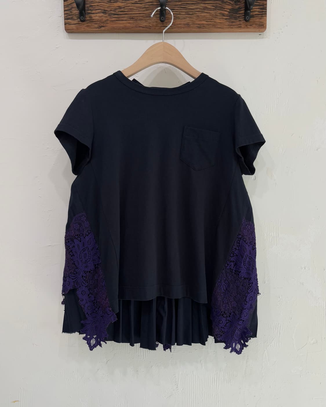 Sacai 사카이 네이비컬러 플리츠 레이어드 티셔츠 상품이미지1