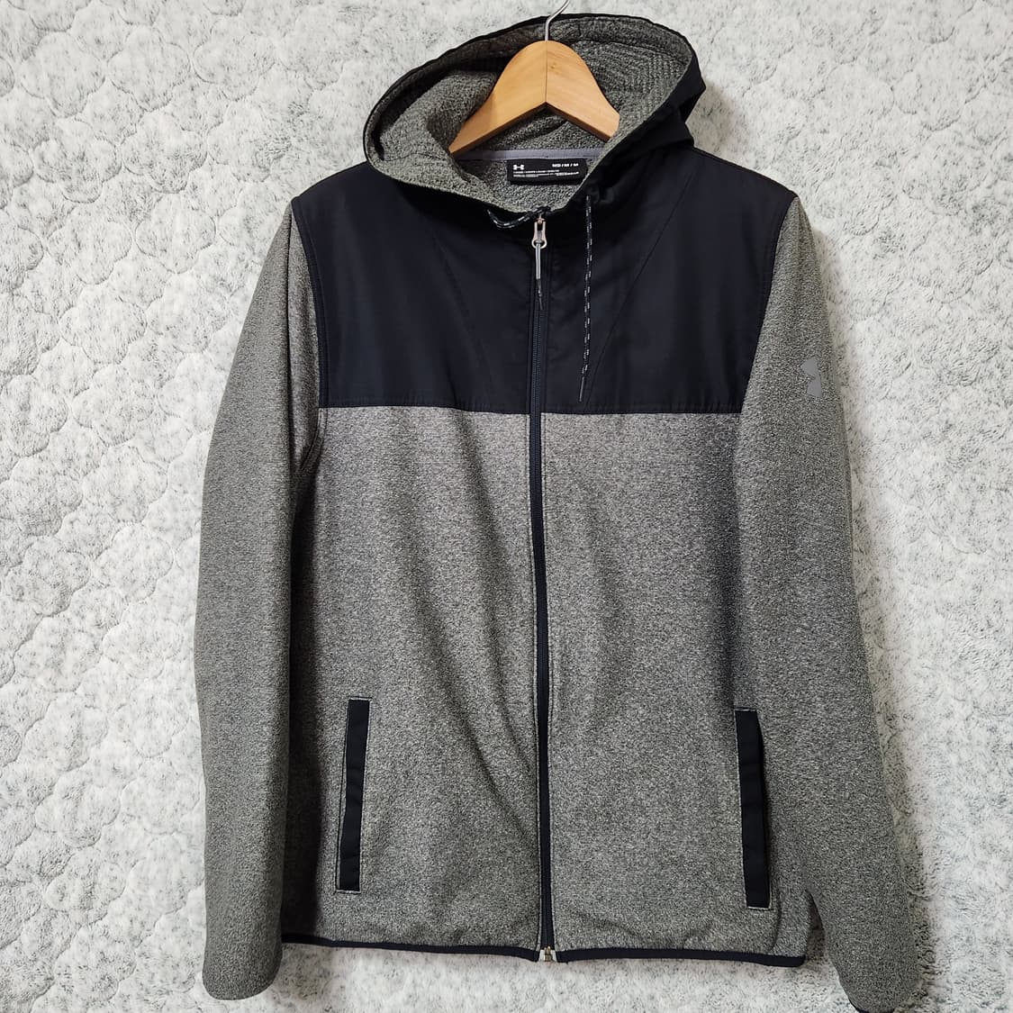 H583 [M] 언더아머 후드 점퍼
 상품이미지1