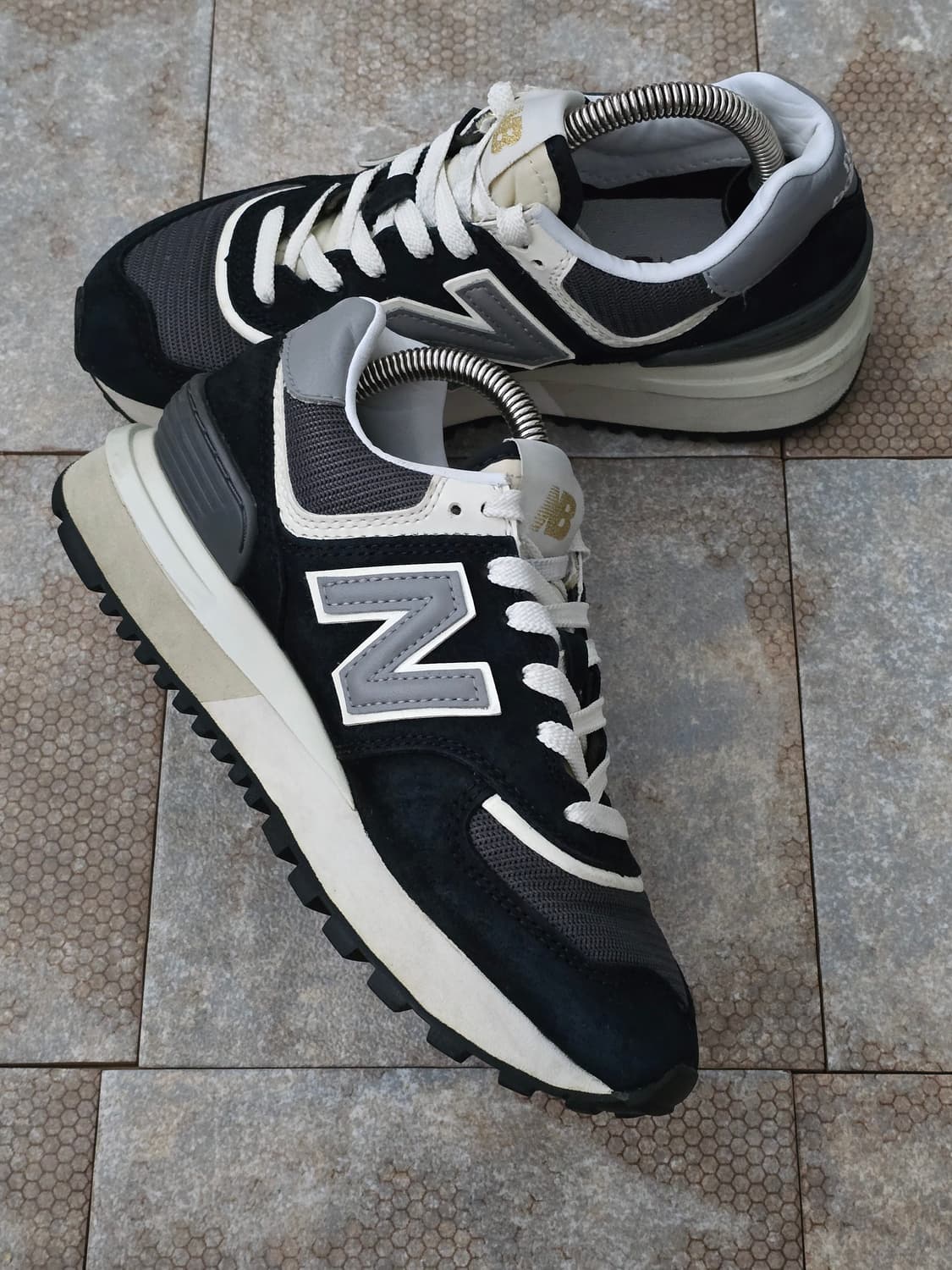 (225)뉴발란스 574 레거시 블랙 상품이미지4