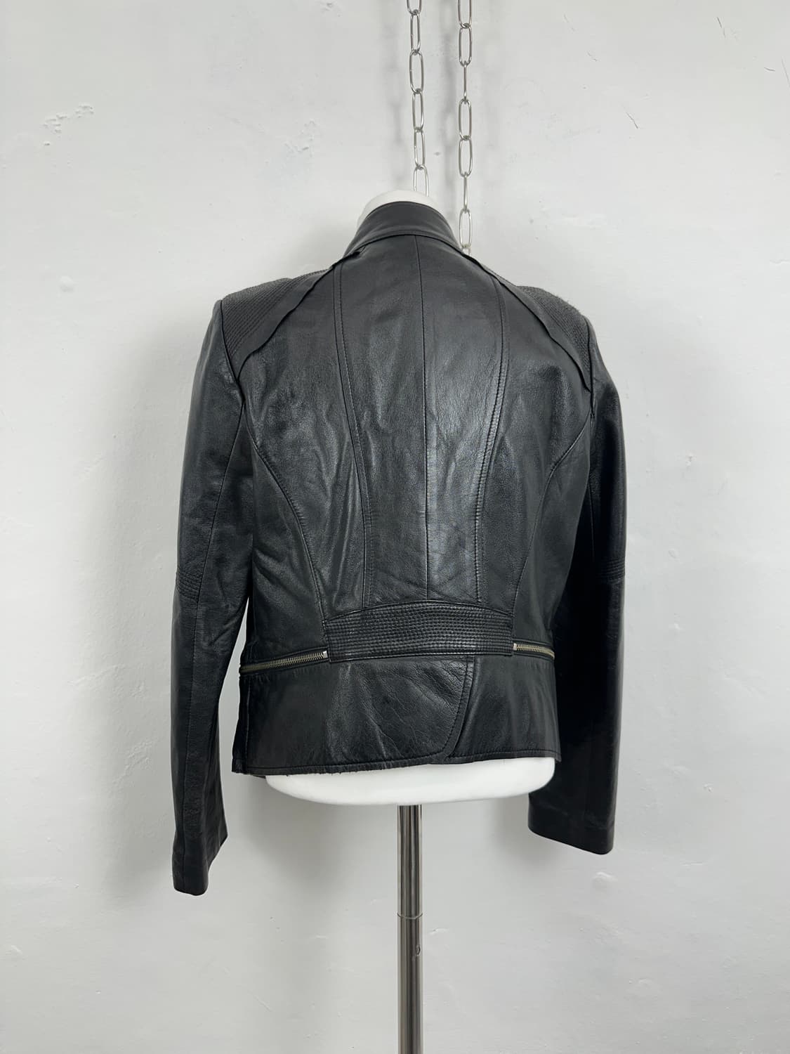 Asymmetric Zip Lambskin Rider Jacket 상품이미지3