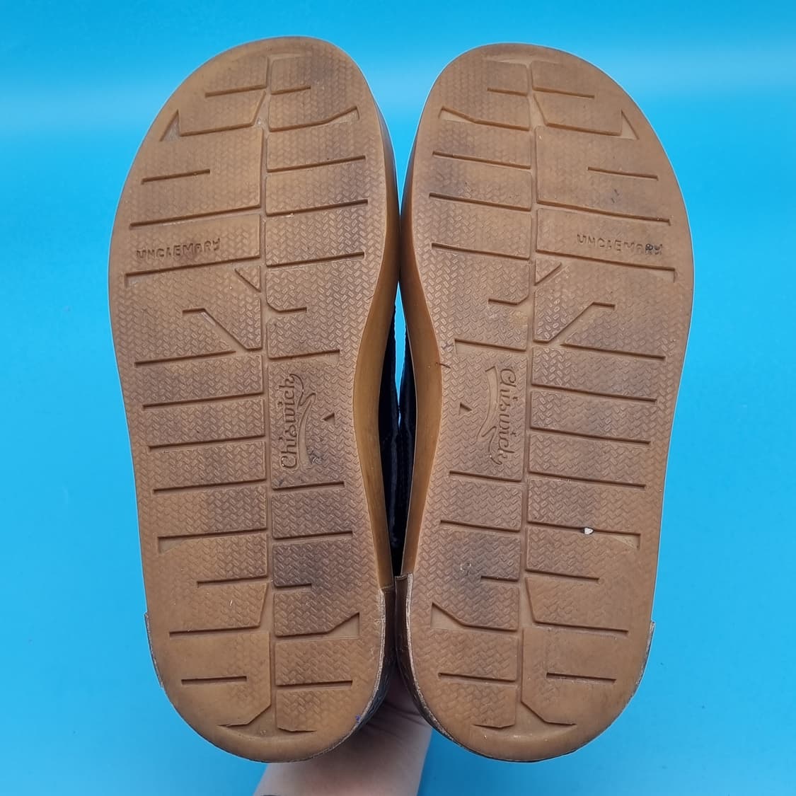 O 로맨틱 크라운 여성스니커즈 230 상품이미지3