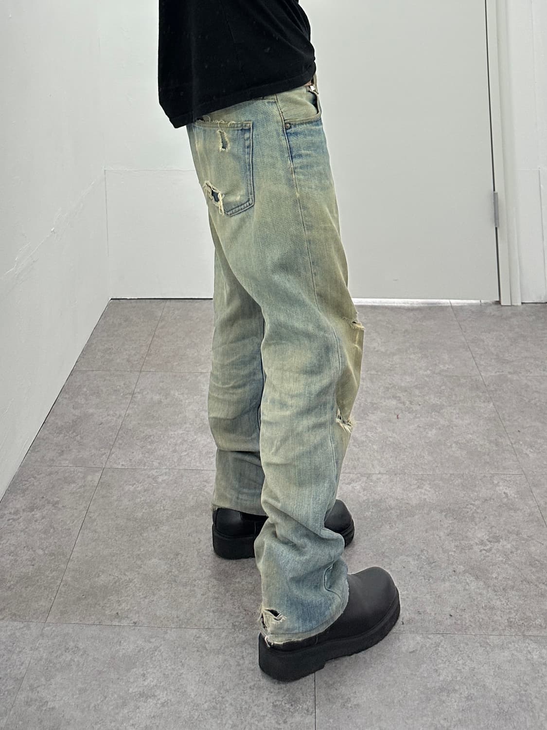 Dirty washing distressed jeans 상품이미지2
