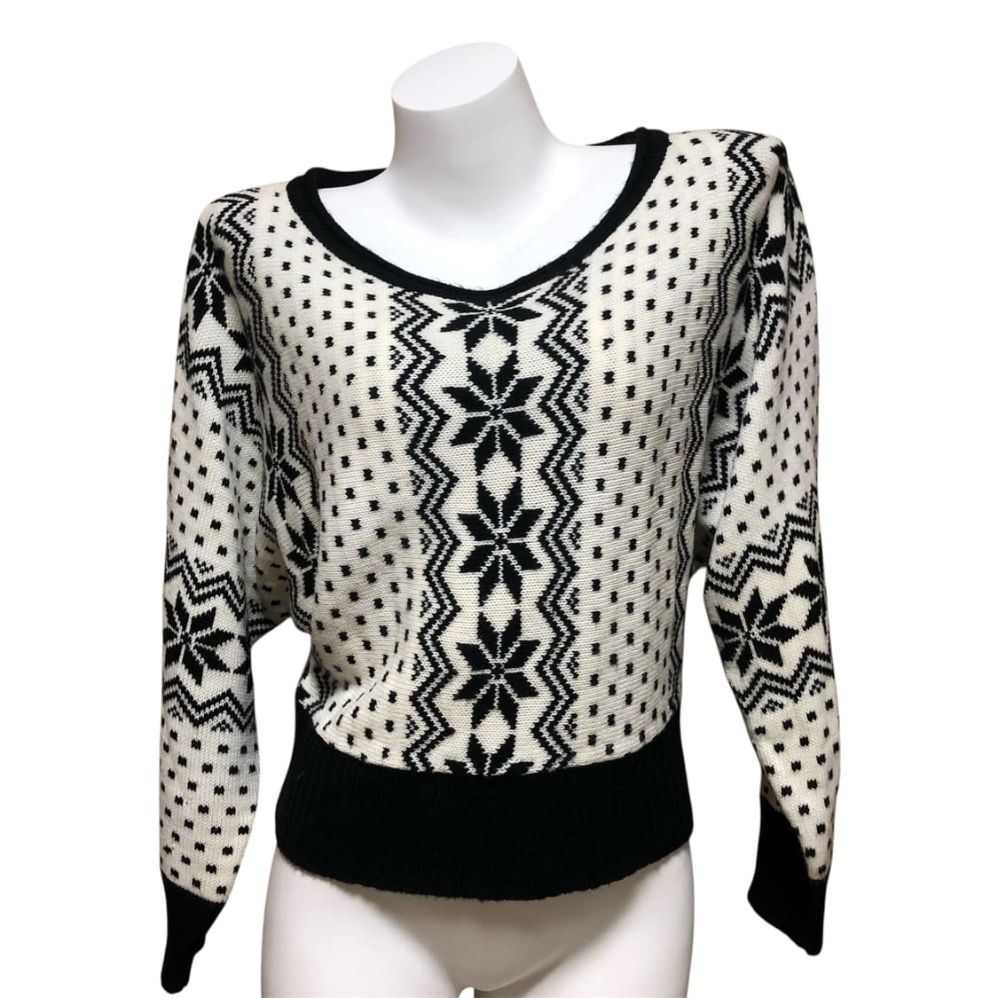 노르딕 도트 브이넥 니트 히피 모리 상품이미지3