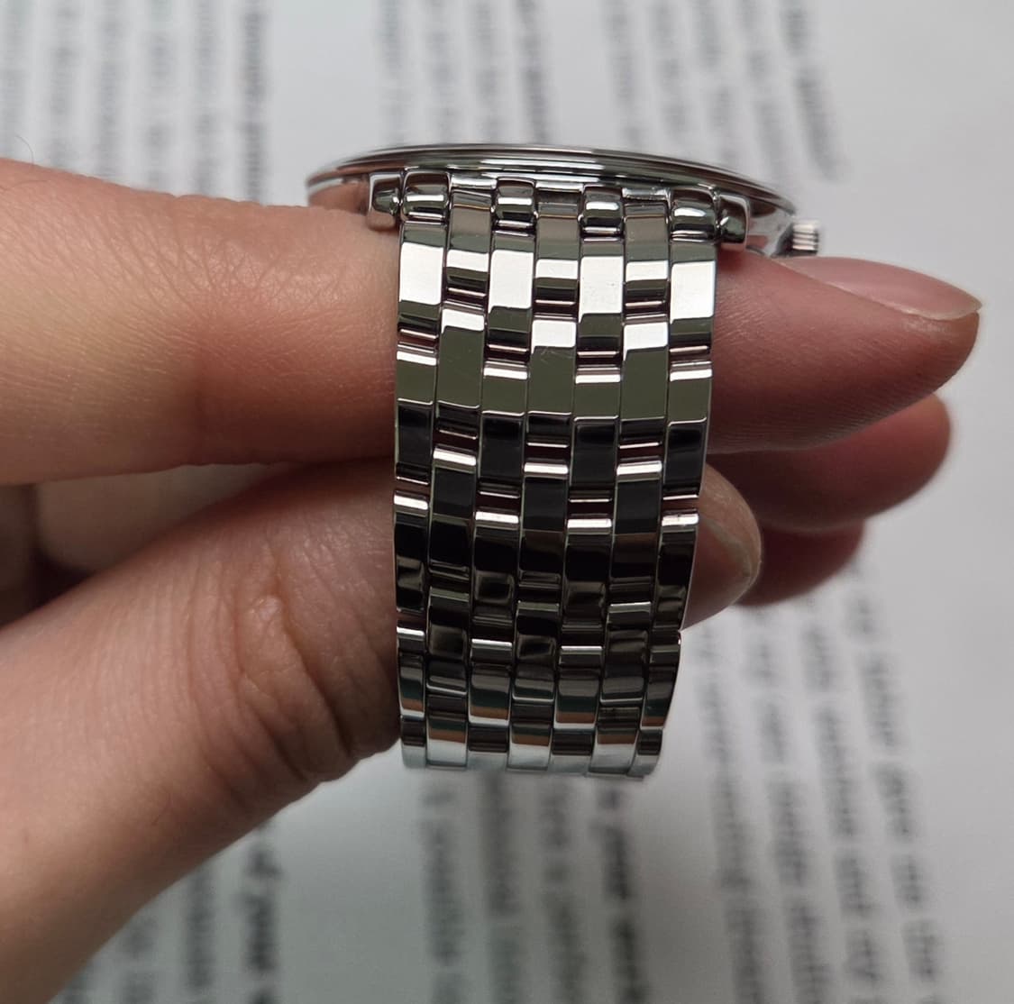 오메가 드빌 프레스티지 아이보리 아라빅 다이얼 쿼츠 브레이슬릿 ver. 상품이미지5