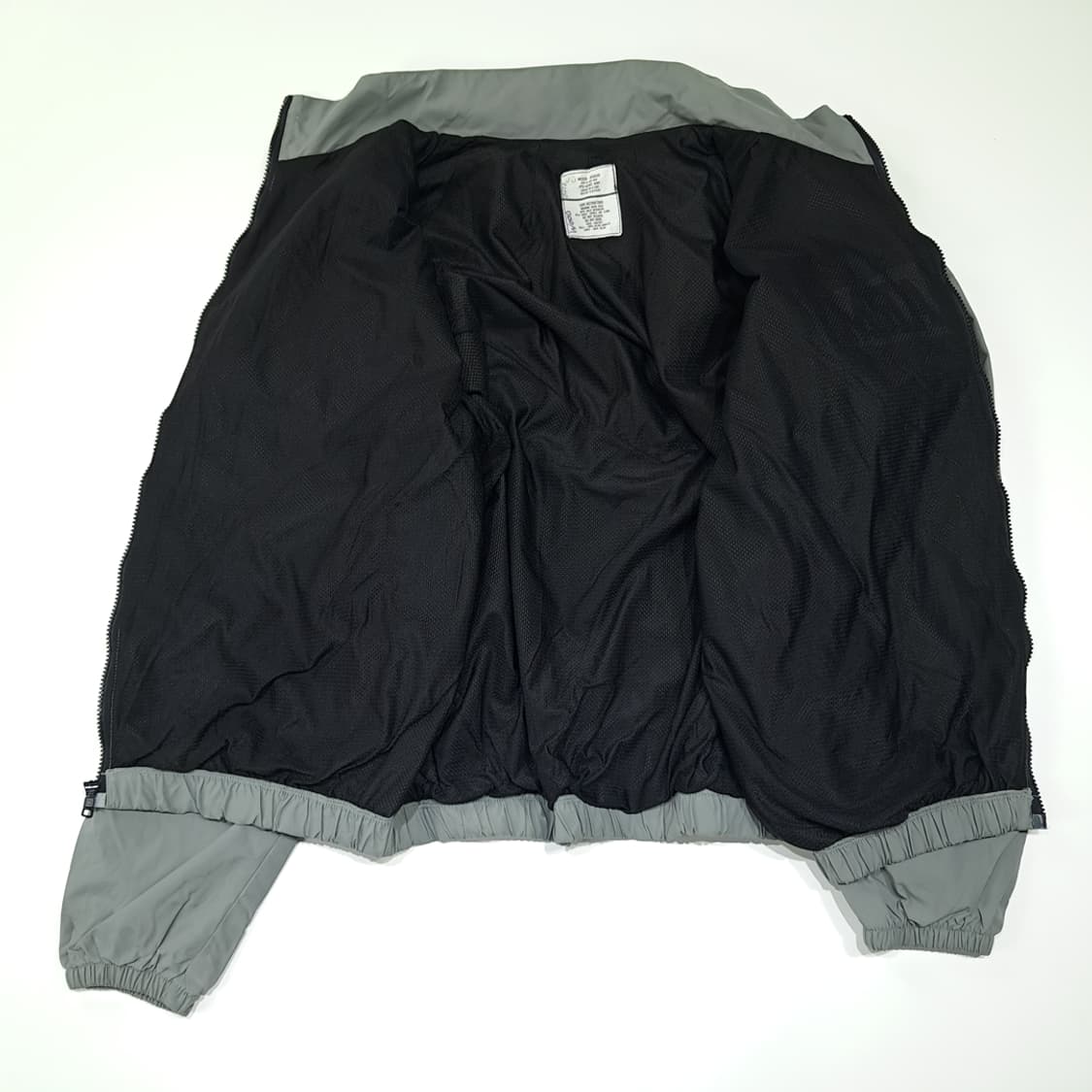 CL663 M 미군 90s 미국판 IPFU 1세대 바람막이 자켓 상품이미지5