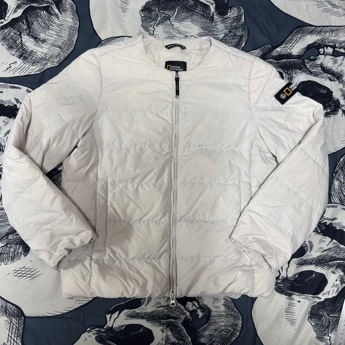 내셔널지오그래픽 노카라 경량 패딩 95 M사이즈 상품이미지7