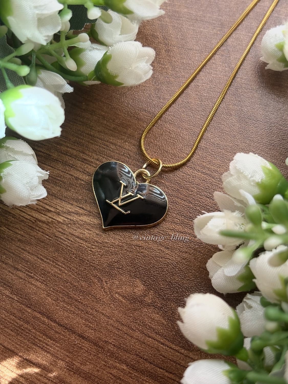 블랙) 루이비통 빅 하트 스네이크 목걸이 상품이미지1