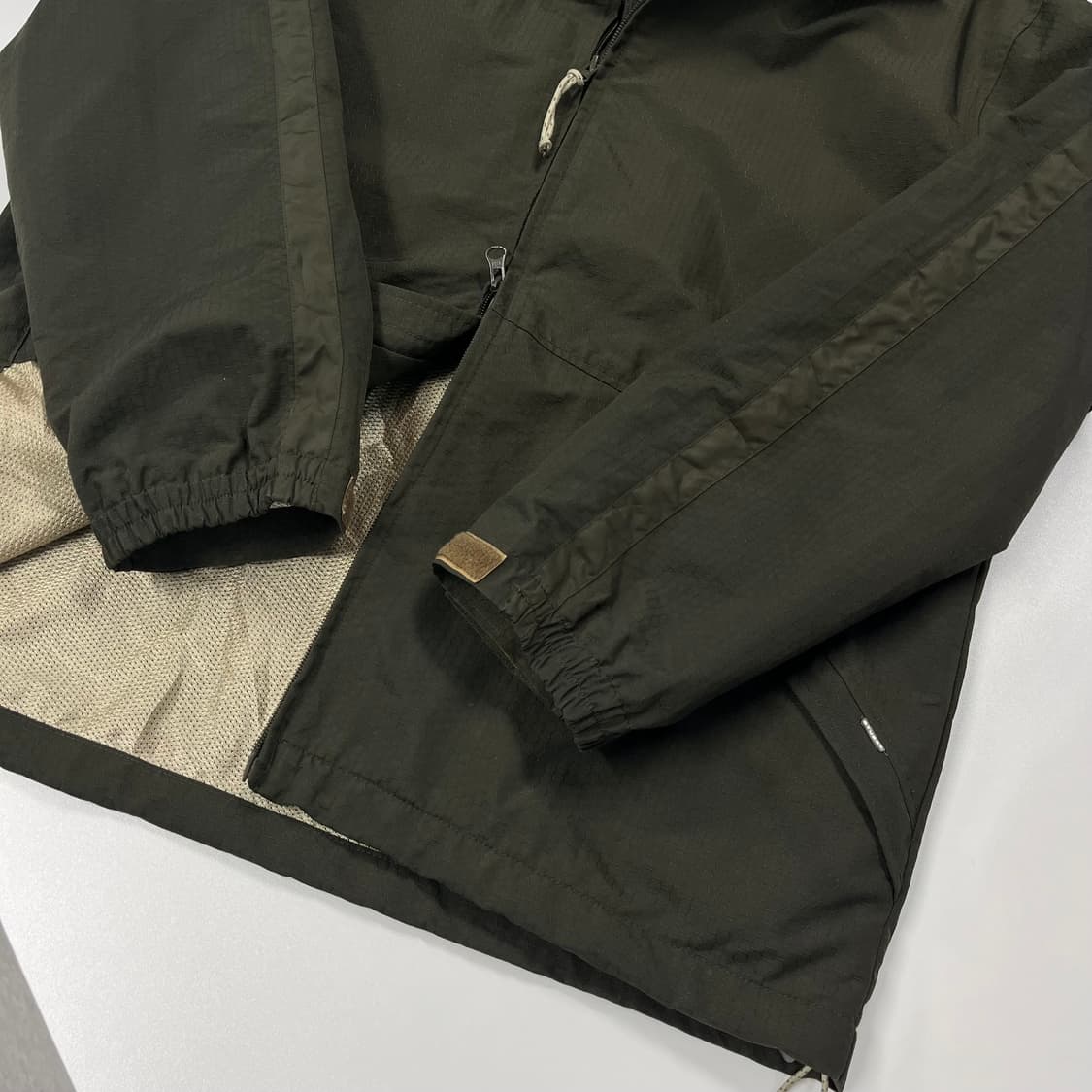 [M] 90s 올드 스투시 2WAY 나일론 후드 자켓 점퍼 바람막이 카키 상품이미지3