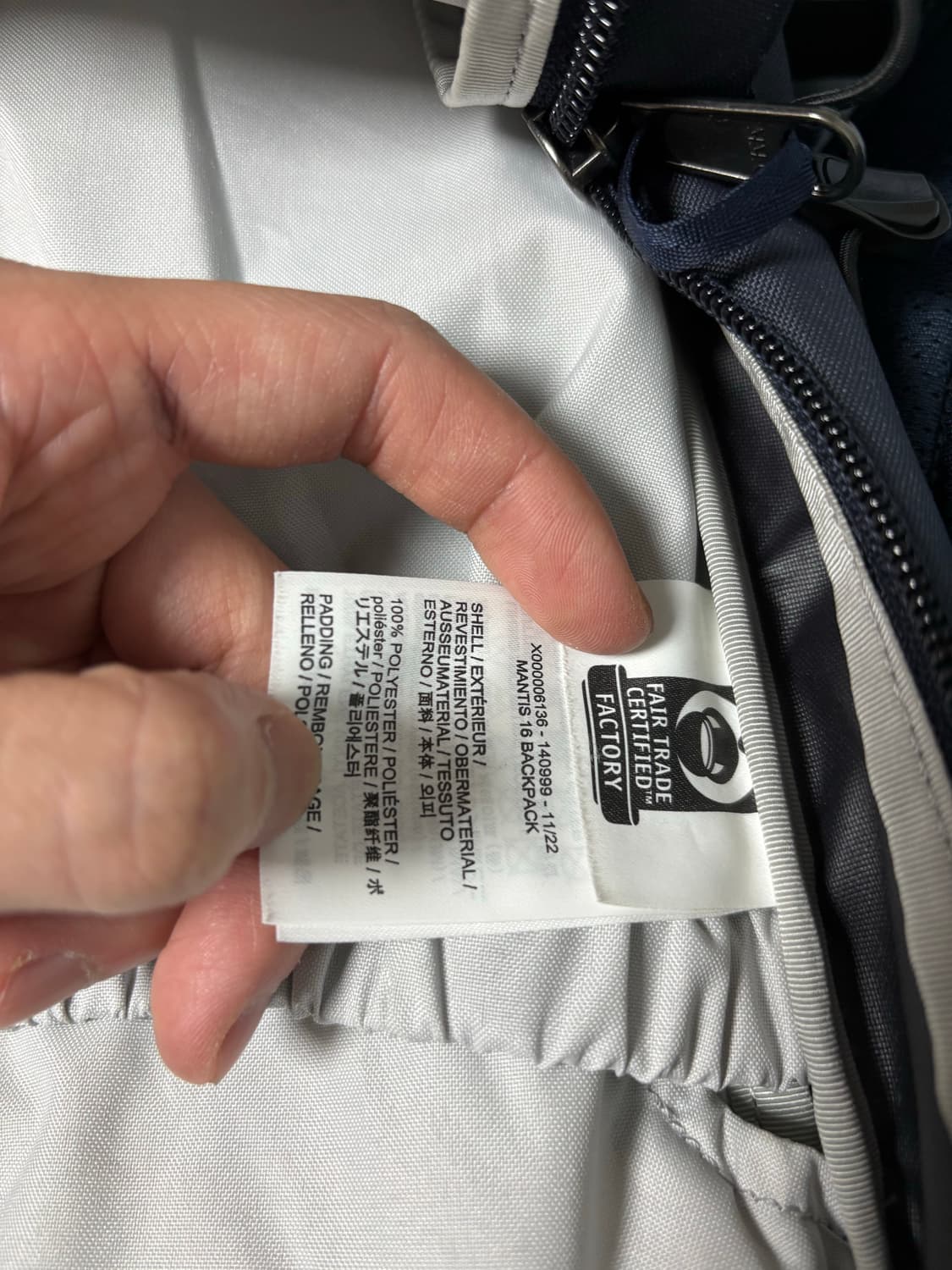 아크테릭스 맨티스 16 블랙사파이어 상품이미지2