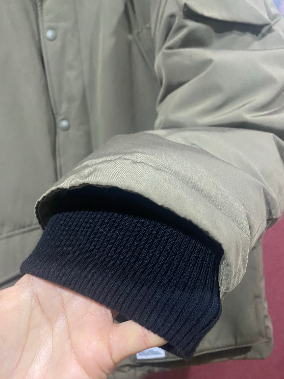 커버낫 카키 패딩 L 상품이미지3