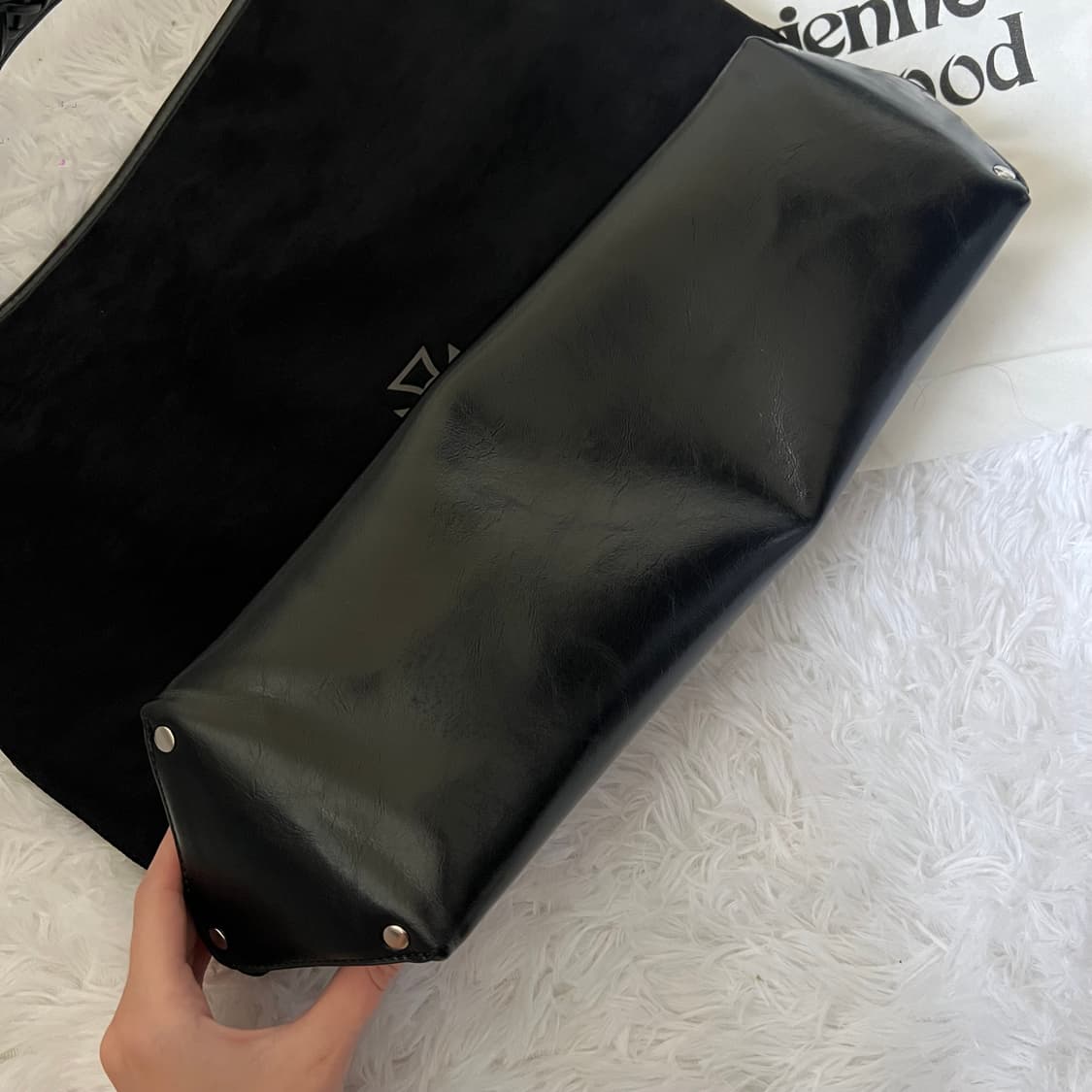 비비안웨스트우드 낸시 호보백 블랙 상품이미지10