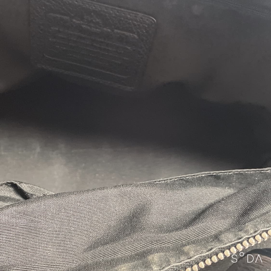 코치 블랙 가죽 숄더 크로스백 상품이미지10