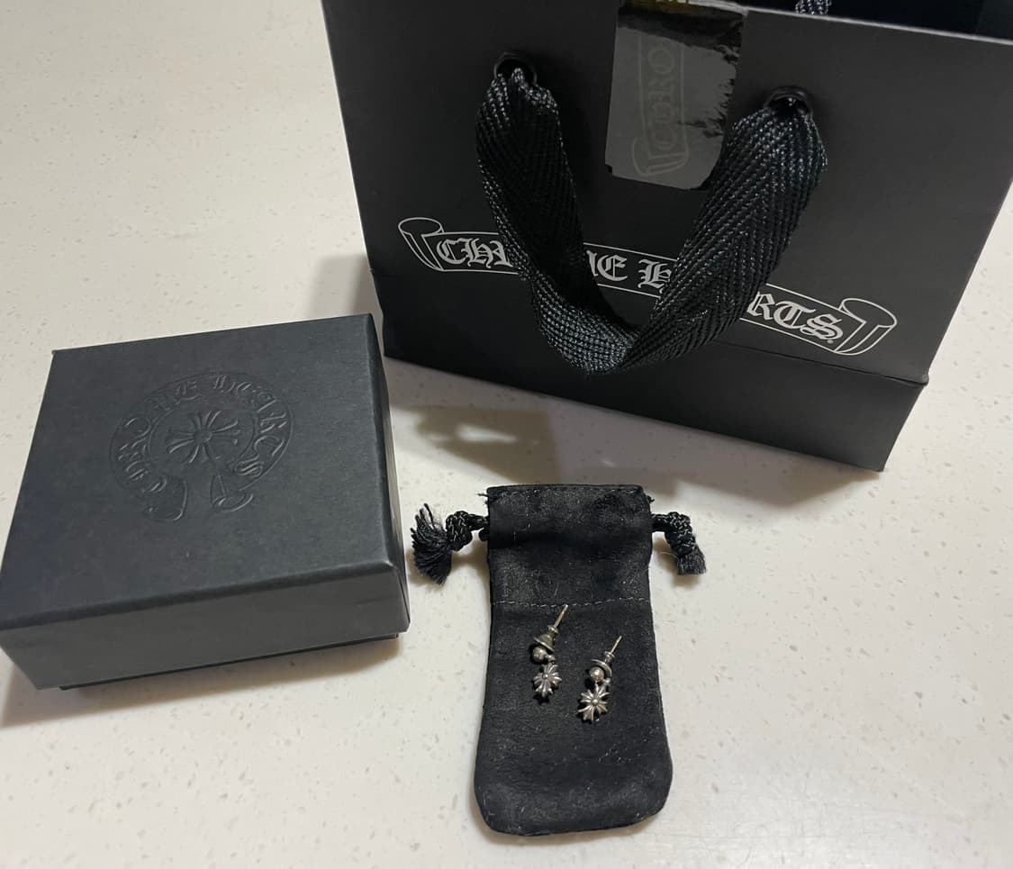 크롬하츠 ECH 타이니 크로스 드롭 이어링 귀걸이 한쌍 (2EA) 상품이미지2