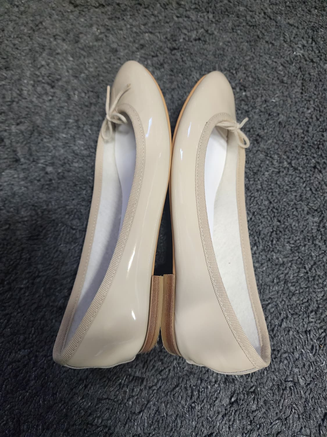 레페토 발레리나 플랫 베이지 37사이즈  상품이미지7