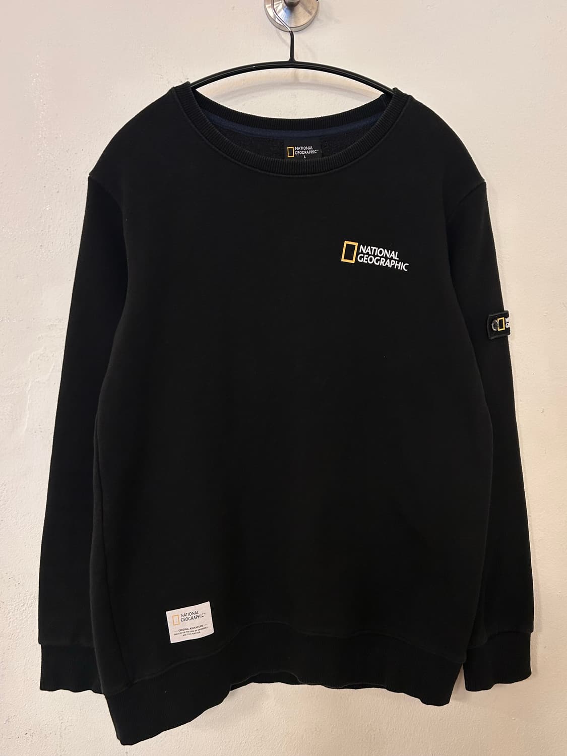 내셔널지오그래픽 블랙 맨투맨 L 상품이미지1