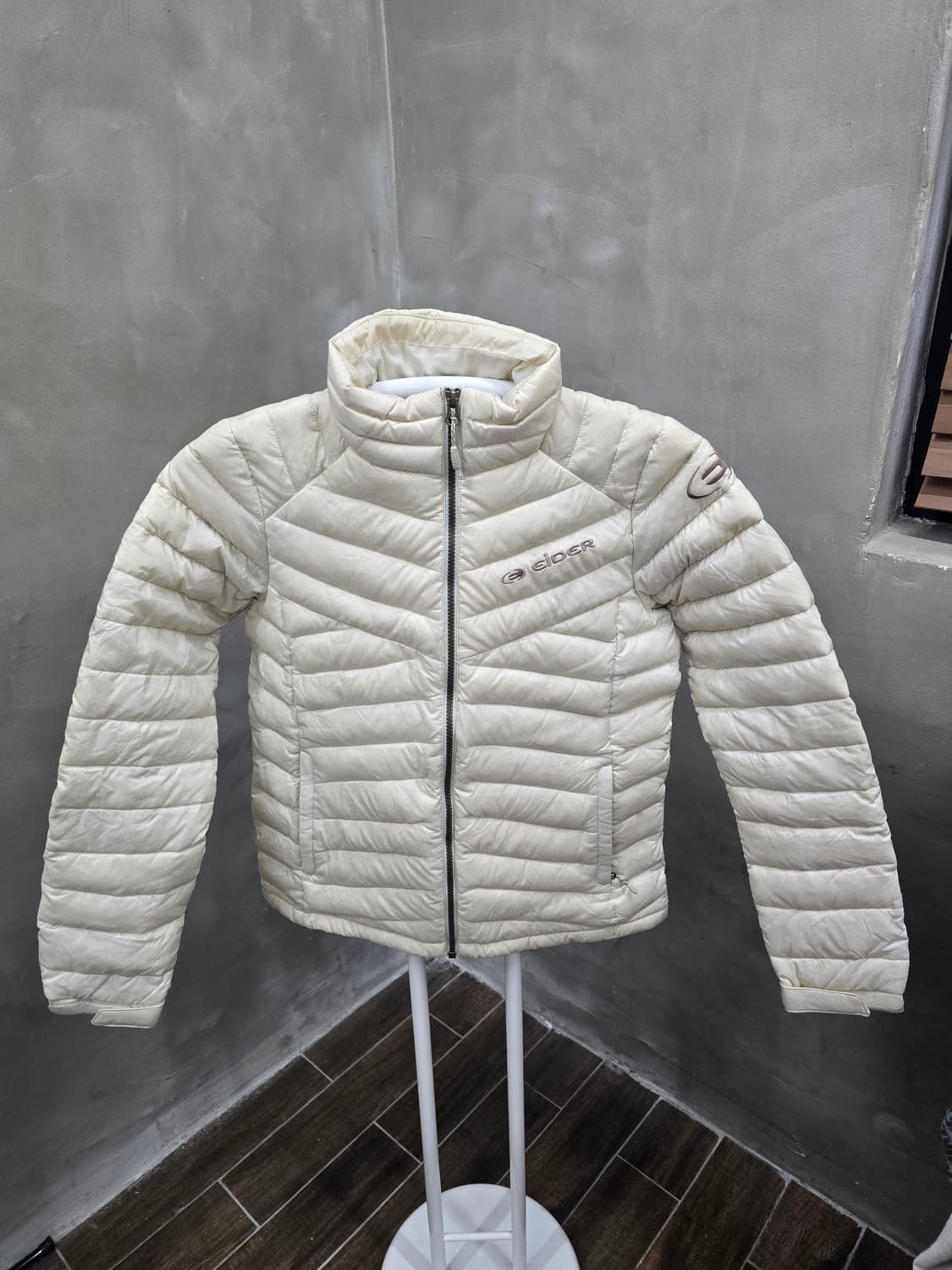 아이더 여성 경량패딩 상품이미지1