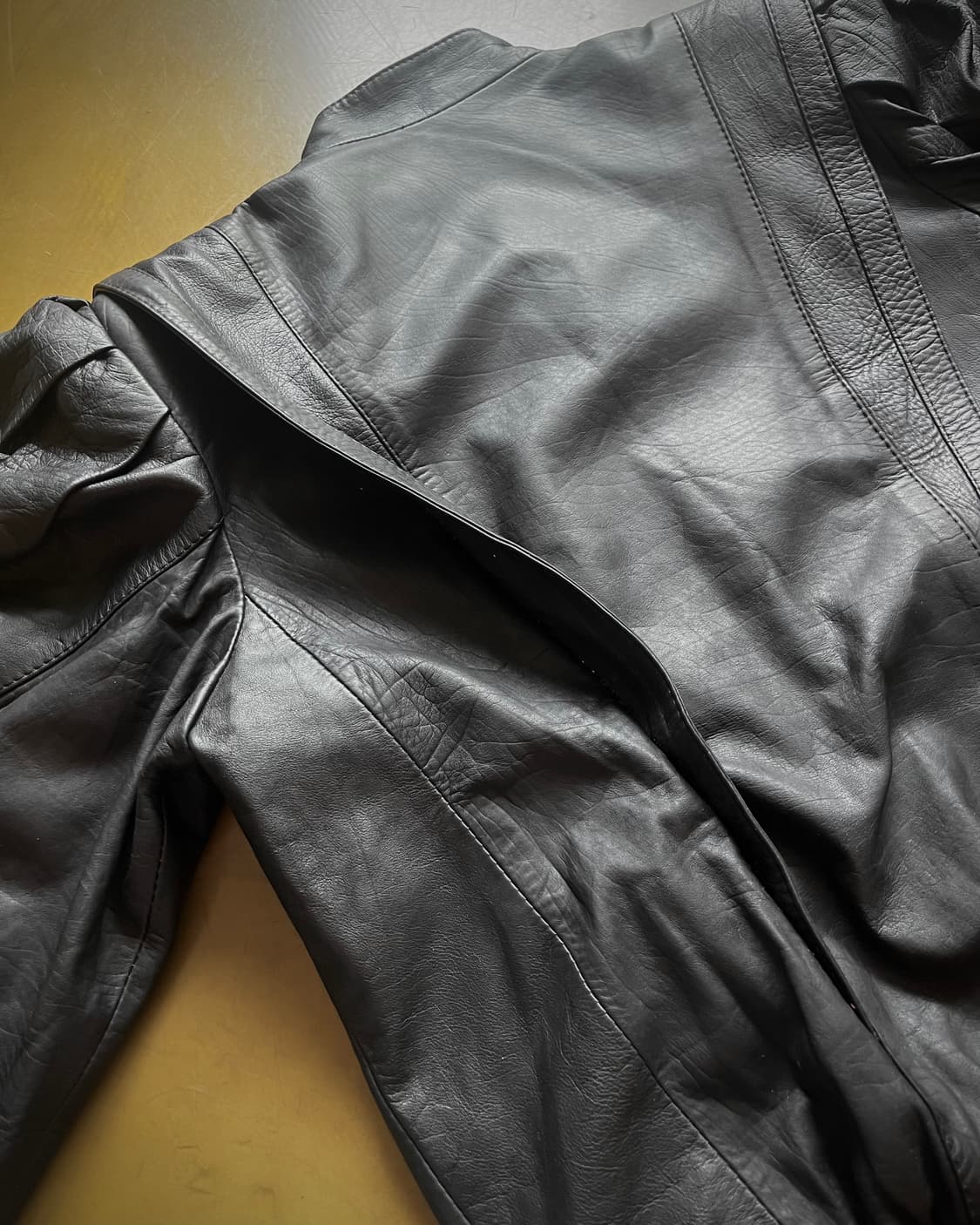 1980-90s Power Shoulder Leather Jacket 상품이미지10