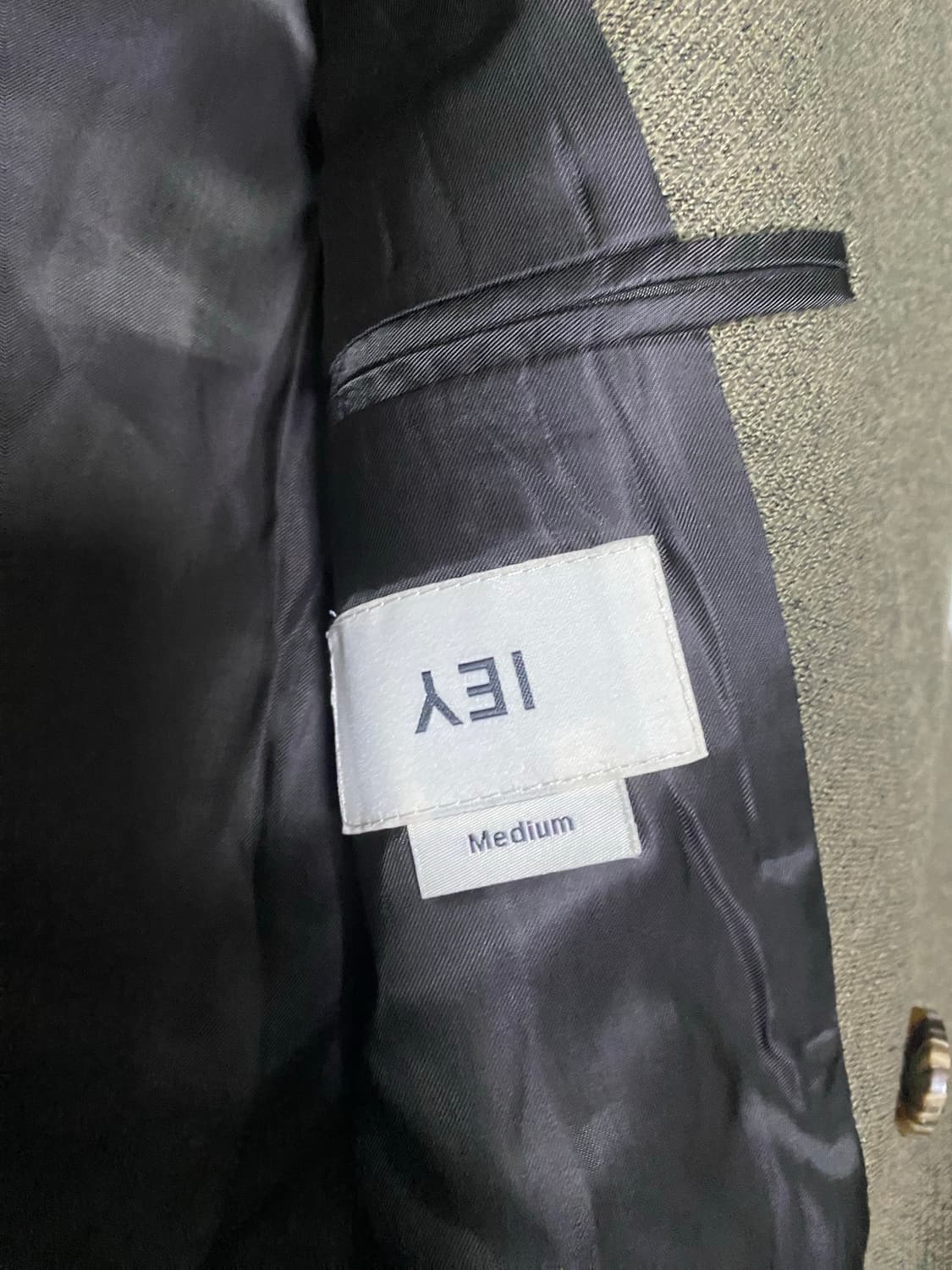 Iey 컷팅 더블 블레이져 상품이미지4