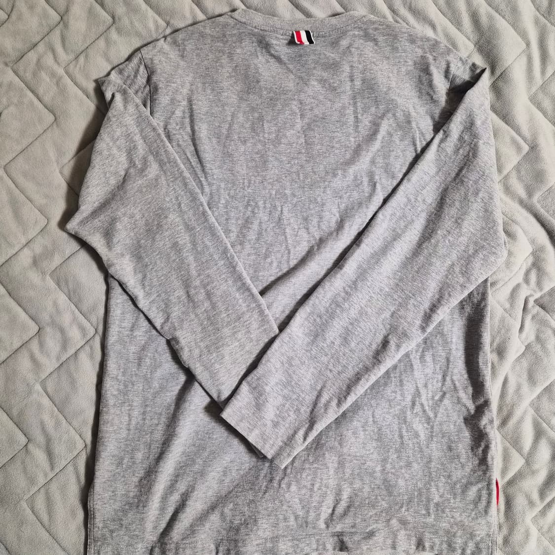 톰브라운 긴팔 티셔츠 상품이미지2