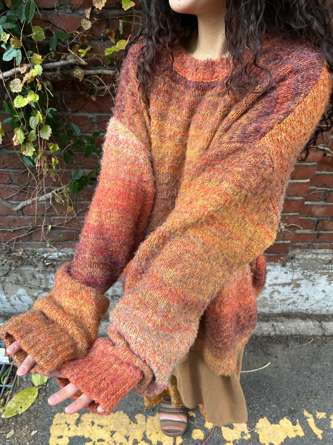 오렌지 오버핏 니트 상품이미지3