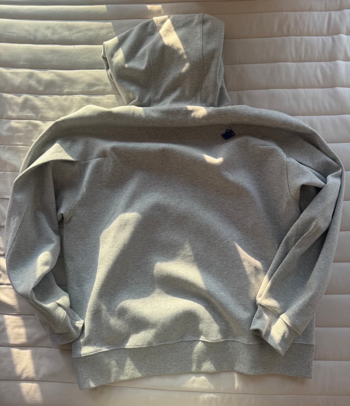 자라 x 아더에러 자수 후드 스웨트셔츠 그레이 상품이미지2